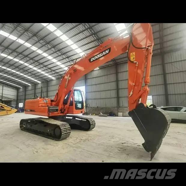 Doosan DX 225 LC Escavatori cingolati