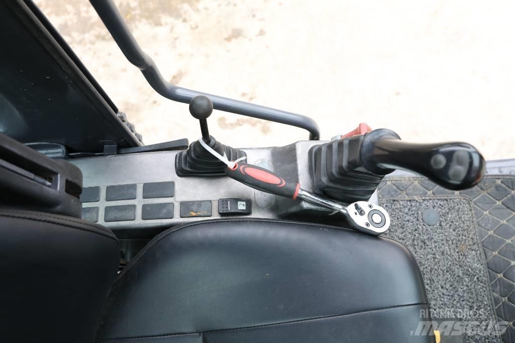 Doosan DX 75-9 C Miniescavatori
