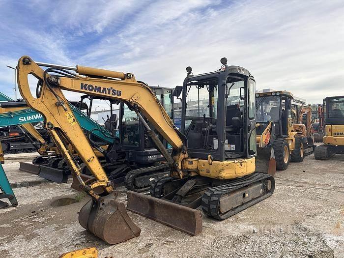Komatsu PC30 Miniescavatori