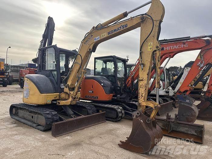 Komatsu PC30 Miniescavatori