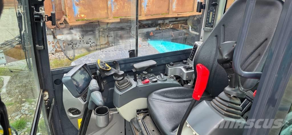 Sunward SWE 60 UF Miniescavatori