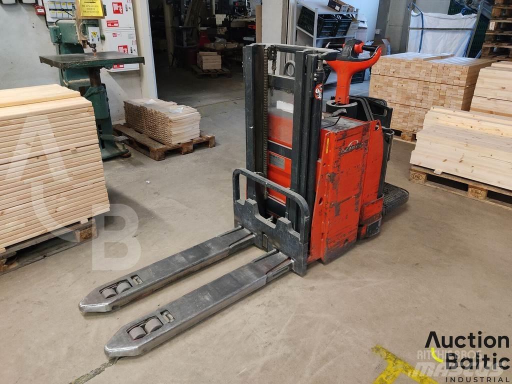 Linde L12 L Transpallet uomo a terra