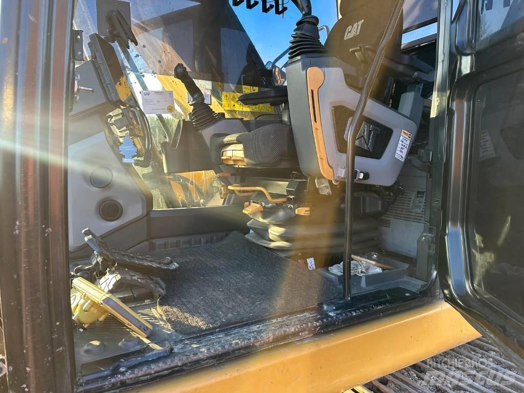 CAT 320 Escavatori cingolati