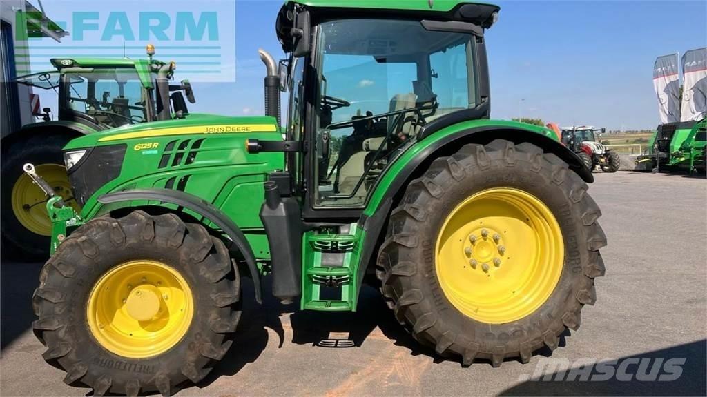John Deere 6125R Trattori
