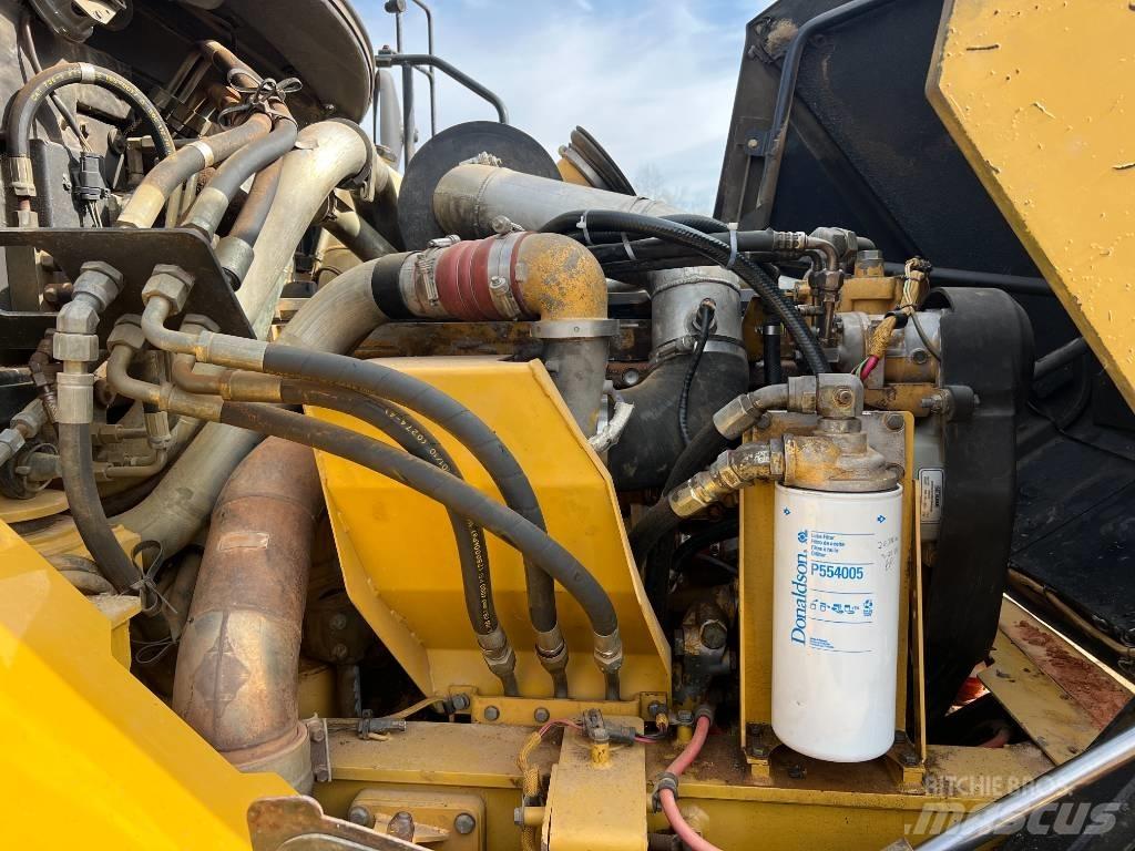 CAT 725 Dumpers articolati