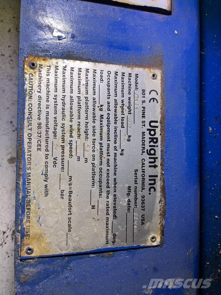 UpRight MX19 Piattaforme a pantografo