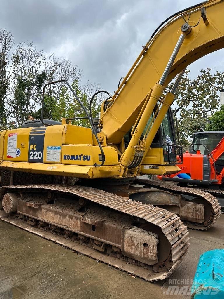 Komatsu PC 220-8 Escavatori cingolati