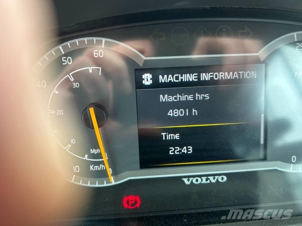 Volvo L 180 H Pale gommate