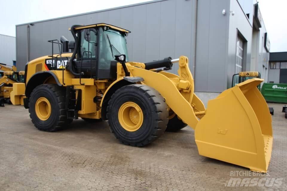 CAT 972 M XE Pale gommate
