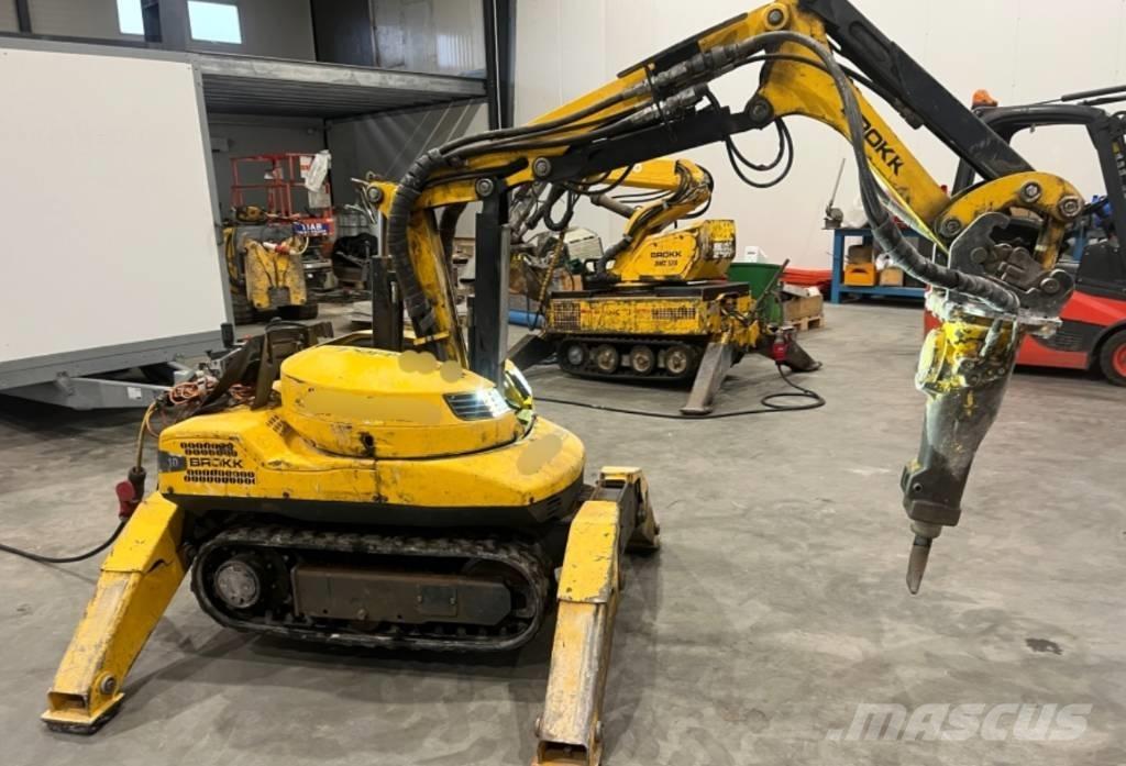 Brokk 110 Escavatori da demolizione