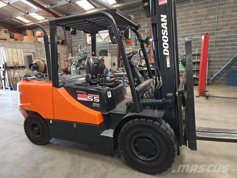 Doosan G 55 C-5 Carrelli elevatori GPL