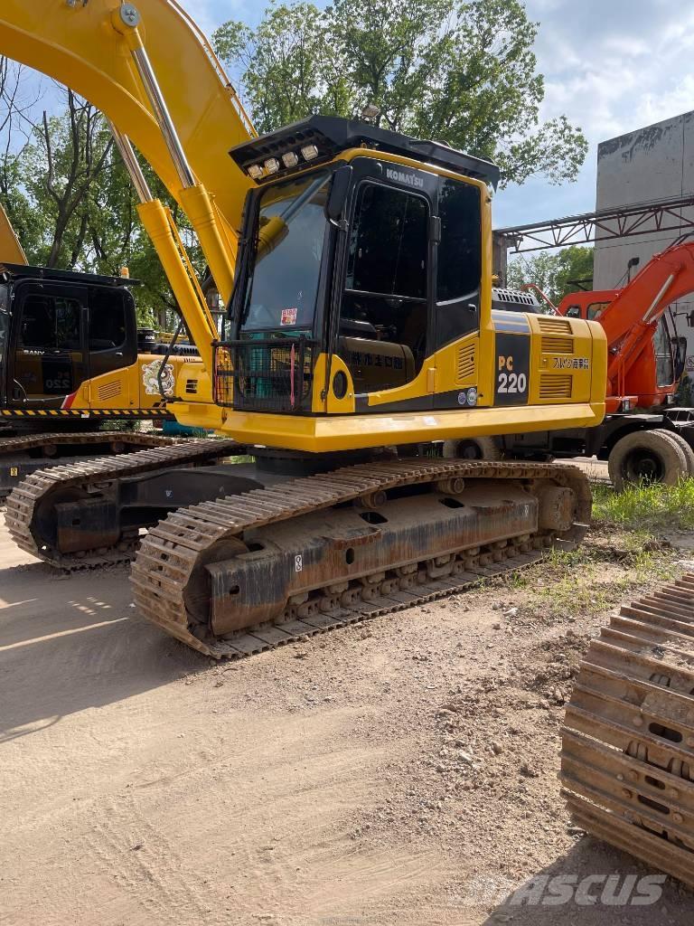 Komatsu PC 220-8 Escavatori cingolati