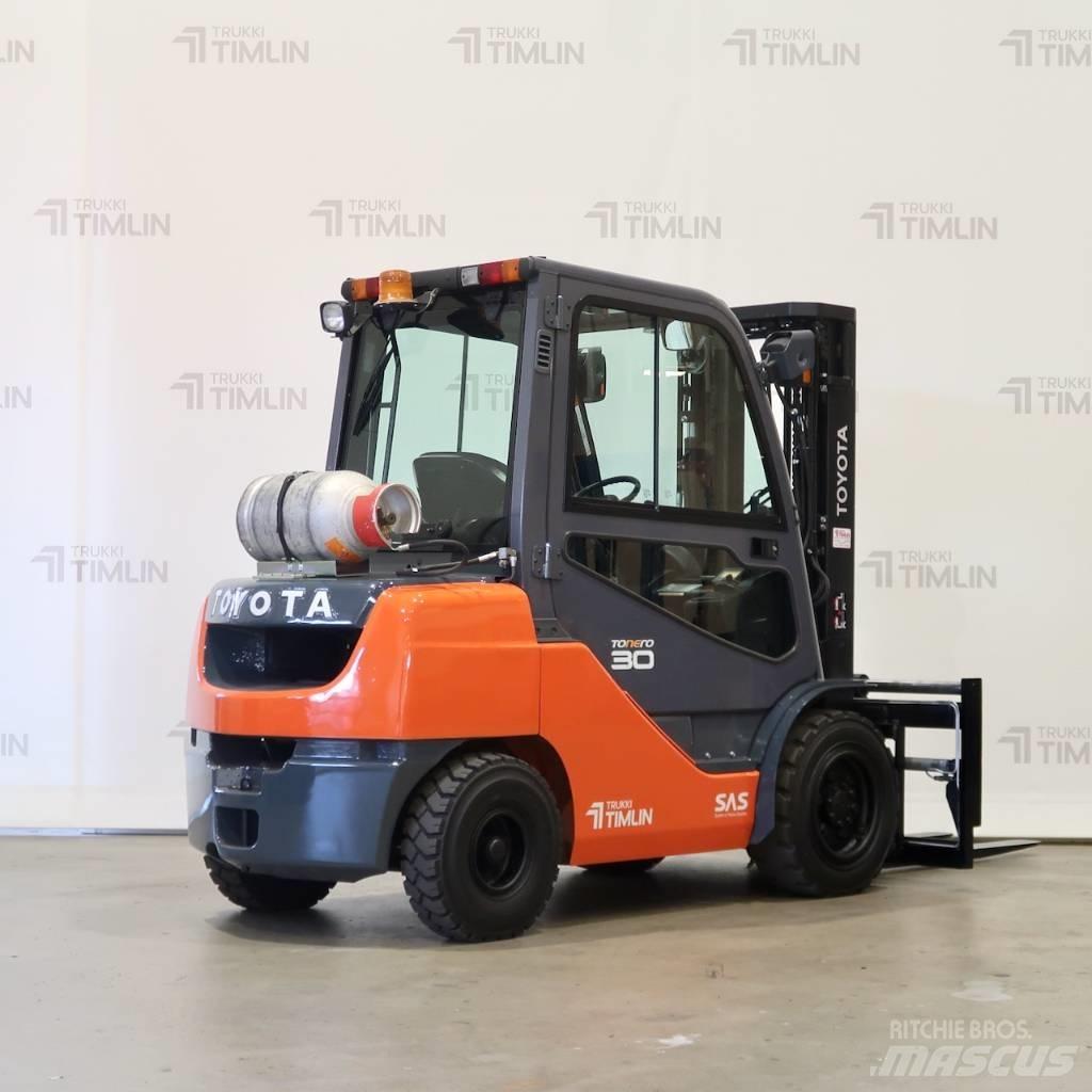 Toyota 02-8FGF30 Carrelli elevatori GPL