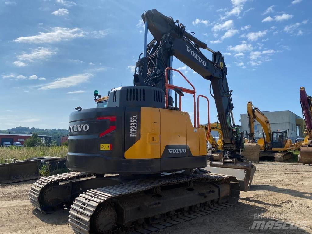 Volvo ECR 235 Escavatori cingolati