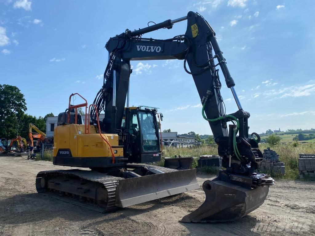 Volvo ECR 235 Escavatori cingolati