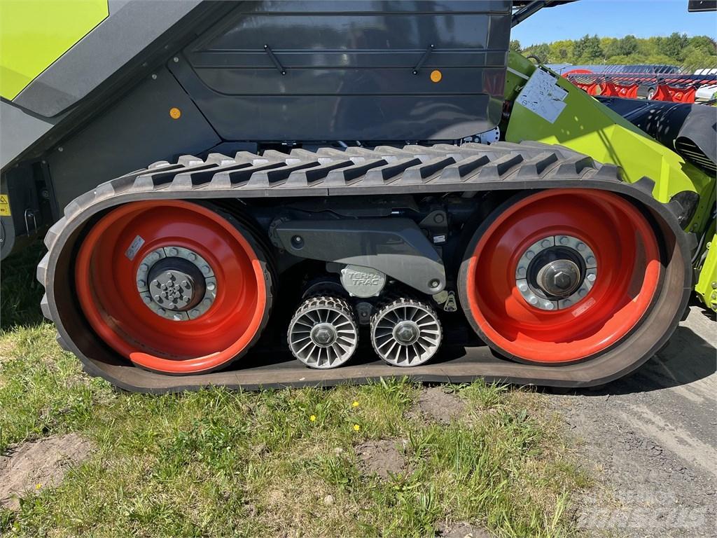 CLAAS Lexion 8700TT Mietitrebbiatrici