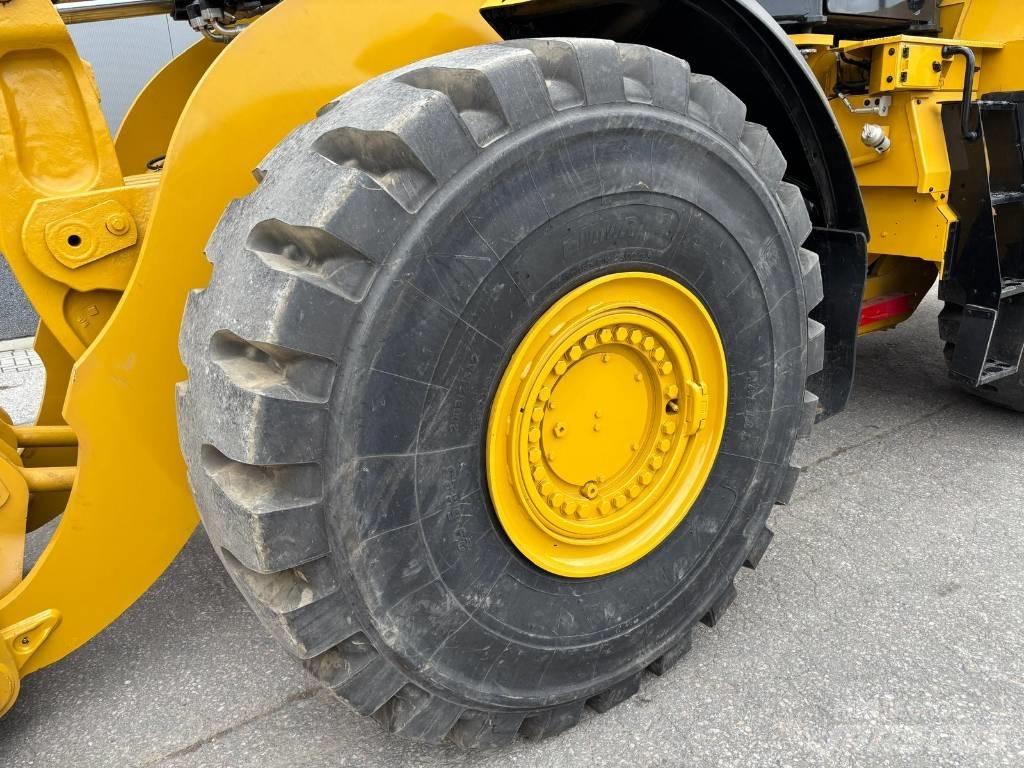 CAT 980 L Pale gommate