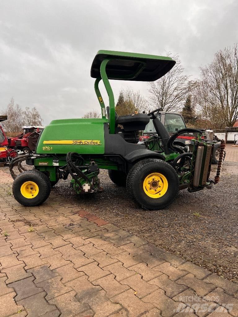 John Deere 8700 Tosaerba per il fairway