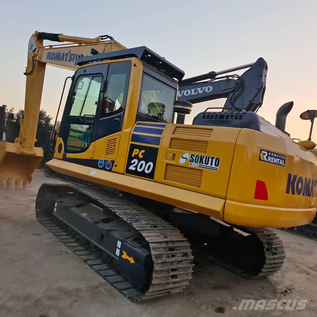 Komatsu PC 200-8 Escavatori cingolati