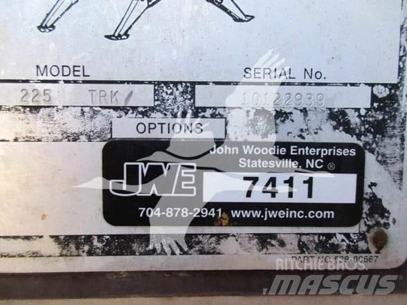 Barko 225 Caricatronchi con base su rimorchio