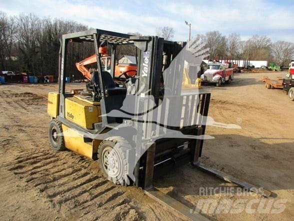 Yale GDP080LG Carrelli elevatori diesel