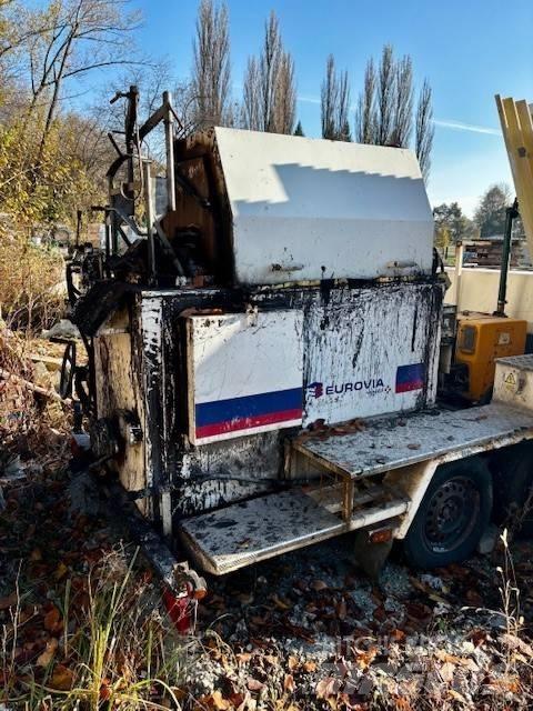  KOBIT príves Termocontainer per asfalto