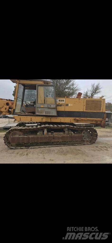 CAT 235 Escavatori cingolati