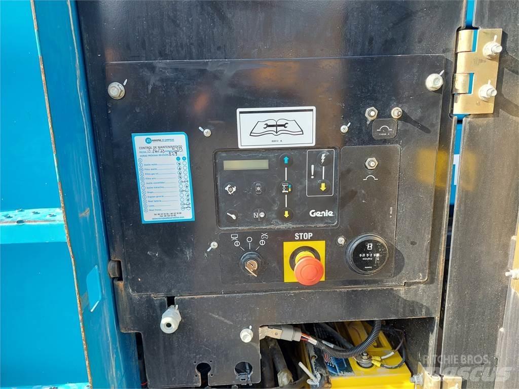 Genie GS4390 Piattaforme a pantografo