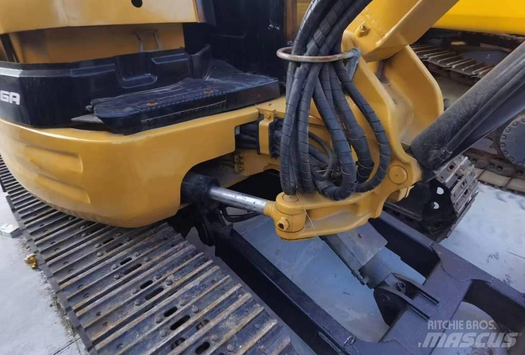 CAT 304 C Miniescavatori