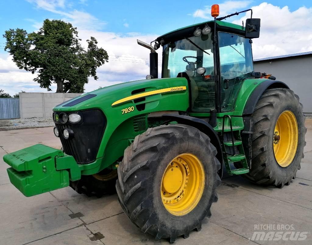 John Deere 7930 Trattori