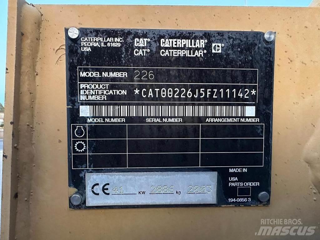 CAT 226BHF Mini pale