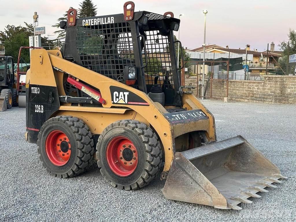 CAT 226BHF Mini pale