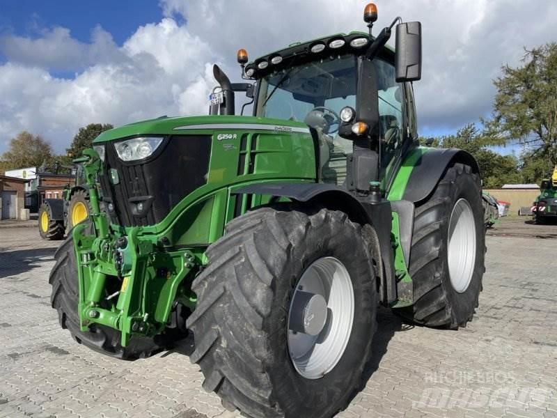 John Deere 6250R Agricoltura - Altro