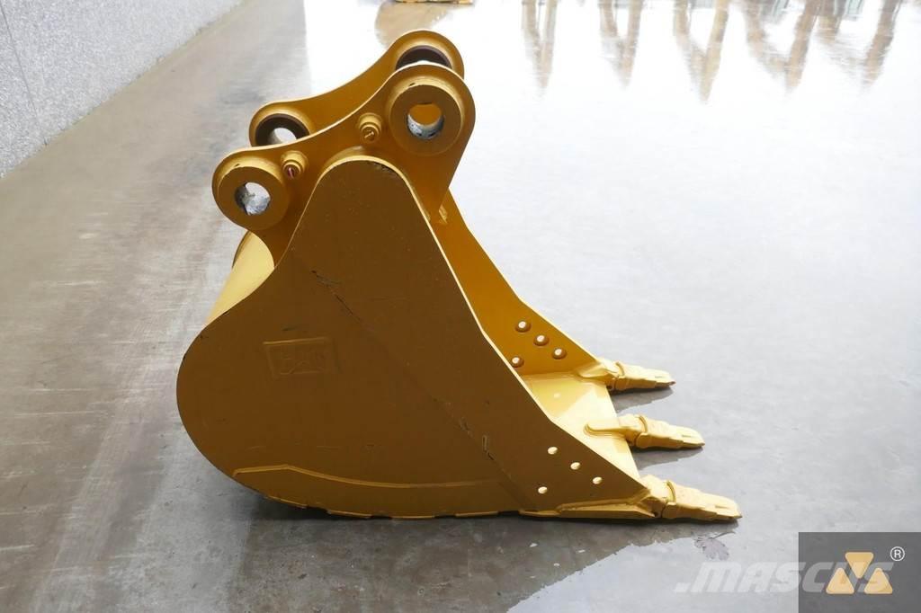 CAT 320 Bucket Benne