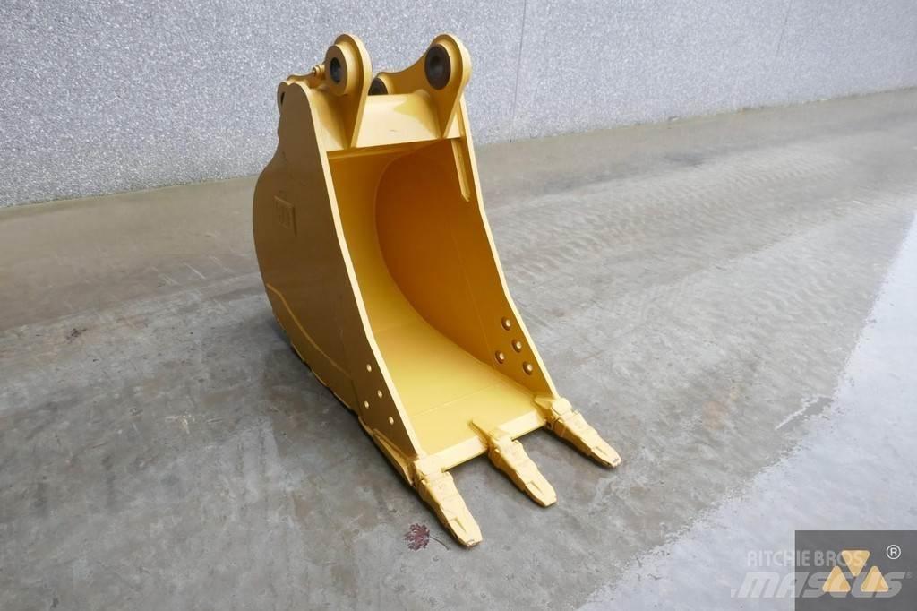 CAT 320 Bucket Benne
