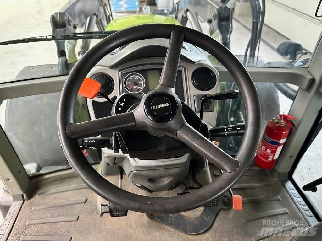 CLAAS Arion 630 Trattori