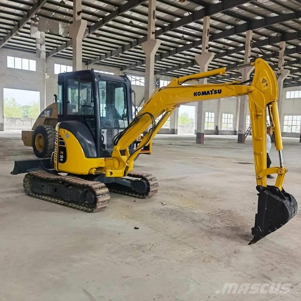 Komatsu PC 30 MR-3 Miniescavatori