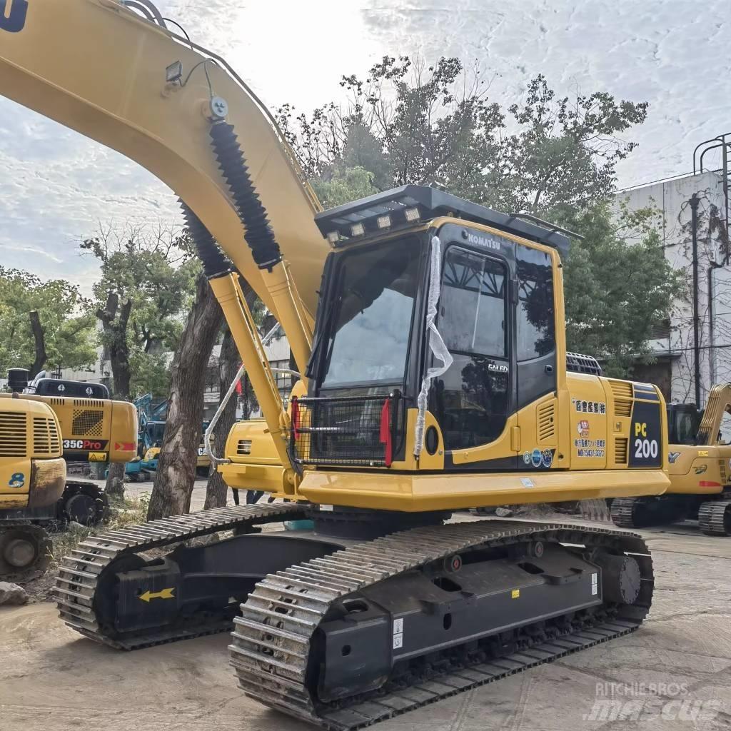 Komatsu PC 200 Escavatori cingolati