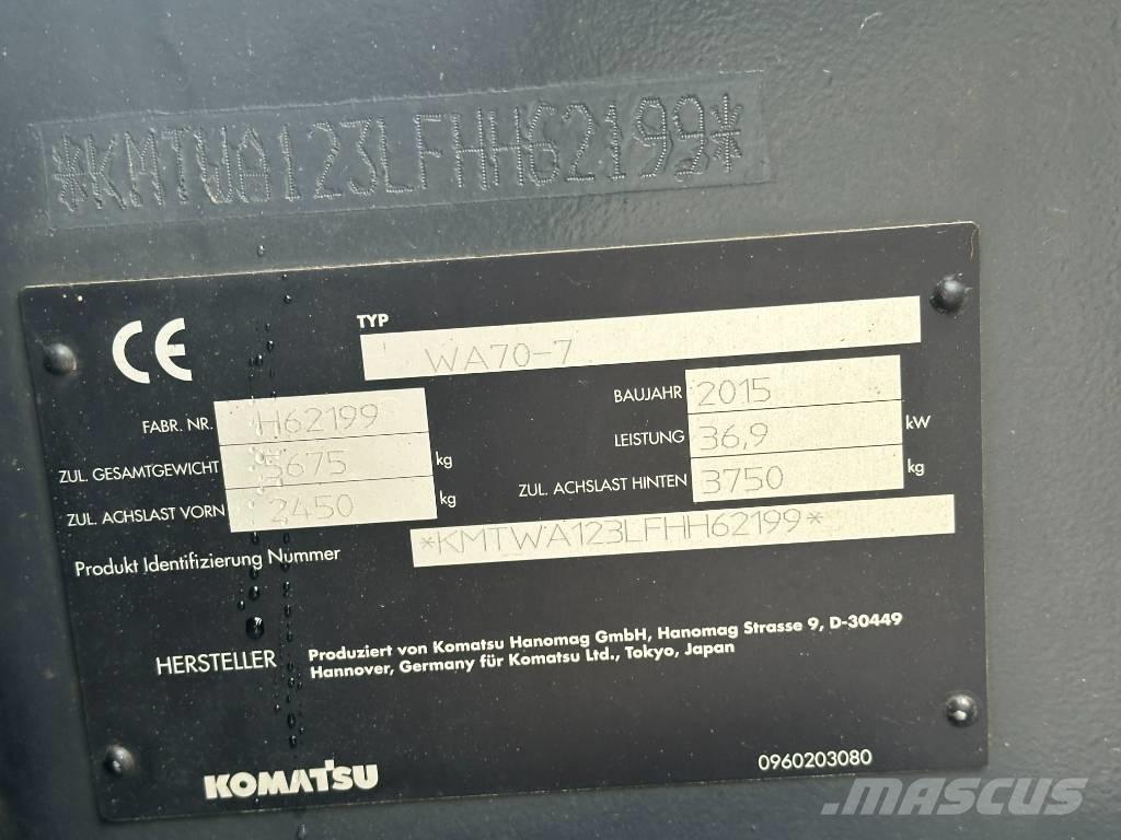 Komatsu WA 70 Pale gommate
