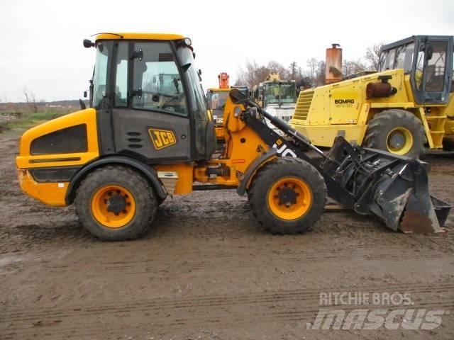 JCB 407 409 Pale gommate