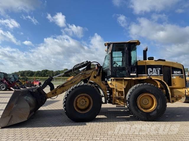 CAT 924 G Pale gommate