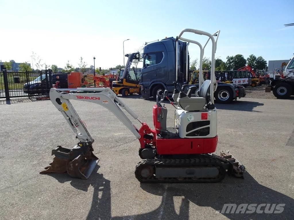 Takeuchi TB210 Miniescavatori