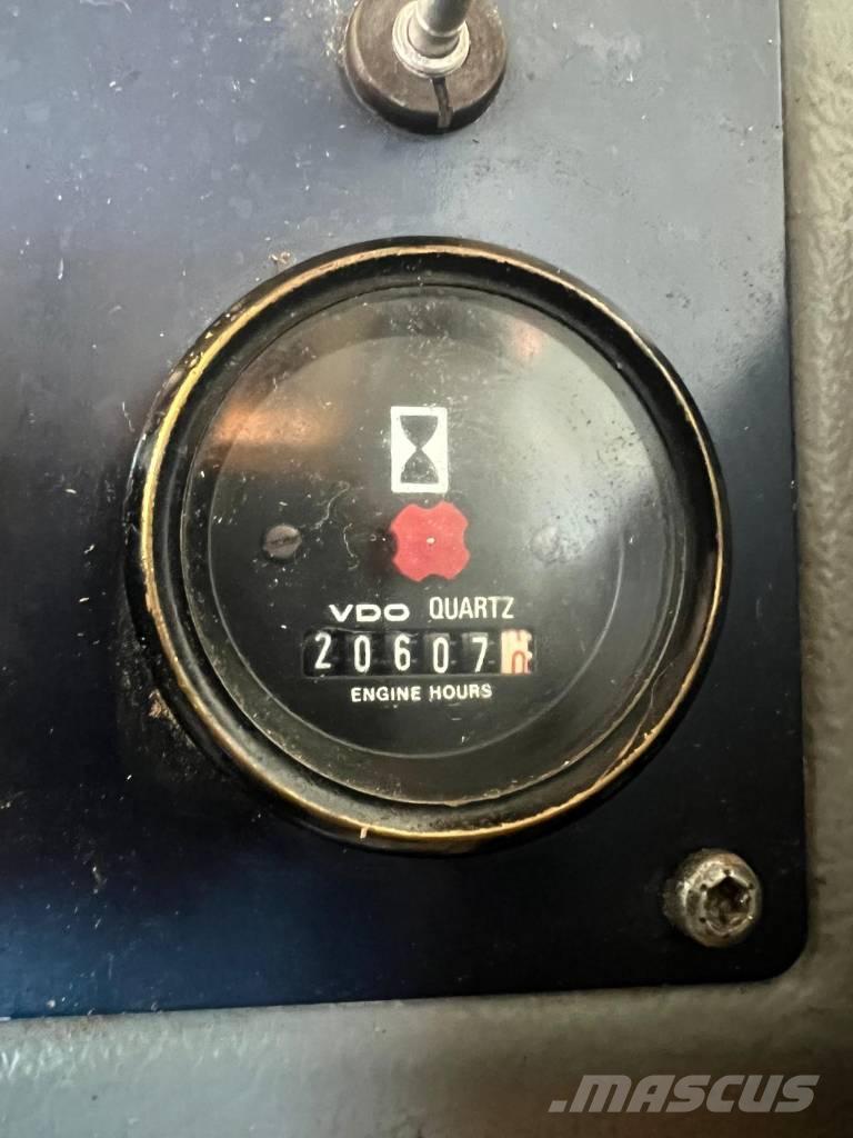 Volvo L 70 C Pale gommate