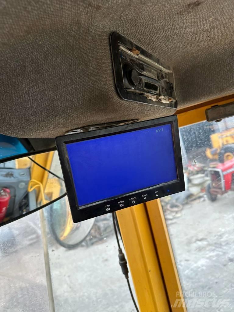 Volvo L120E Pale gommate
