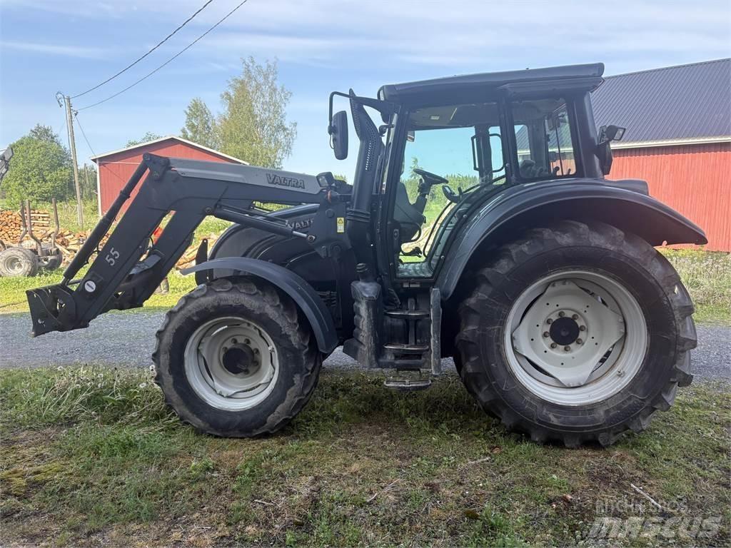 Valtra N122 Trattori