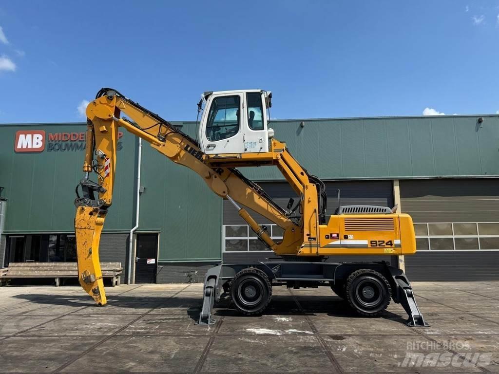 Liebherr A 924 C Movimentazione rifiuti