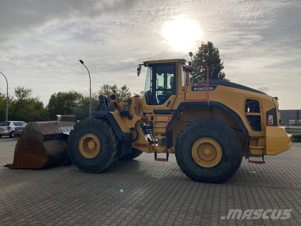 Volvo L 220 H Pale gommate