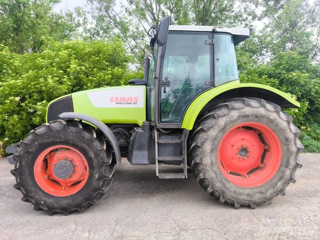 CLAAS Ares 696 RZ Trattori