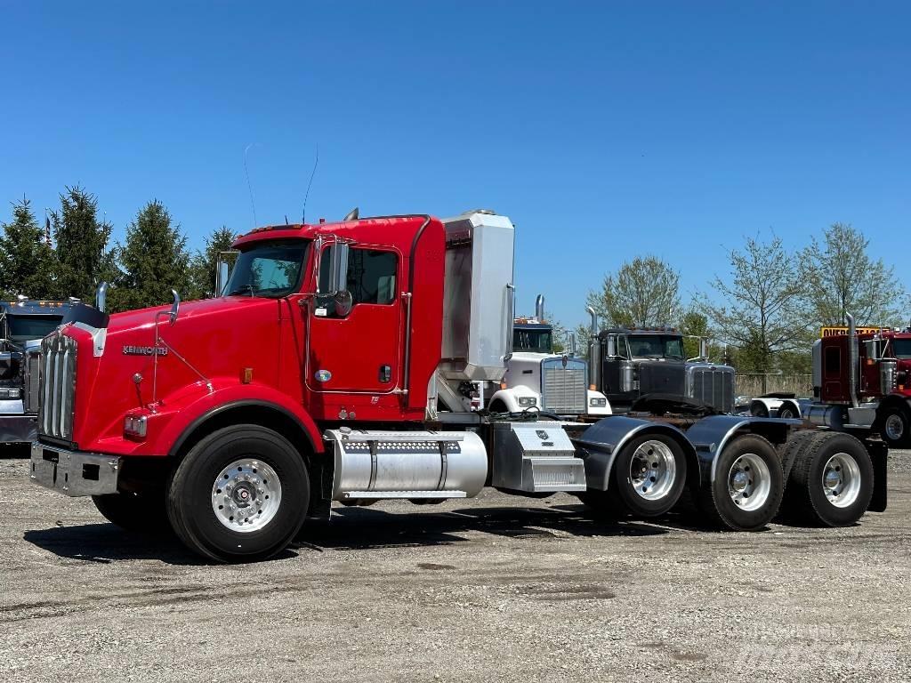 Kenworth T800 Motrici e Trattori Stradali