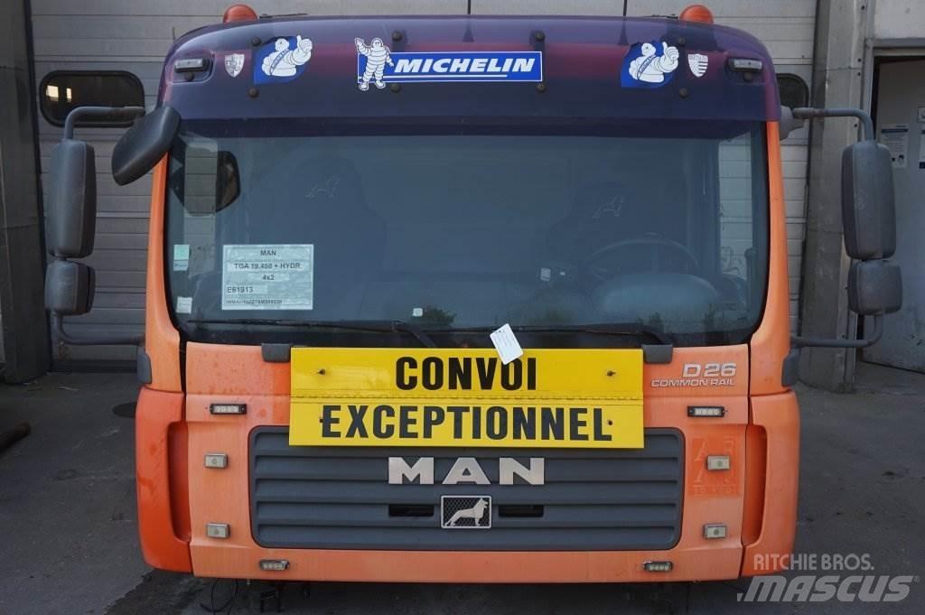 MAN F99L34 TGA Cabine e interni